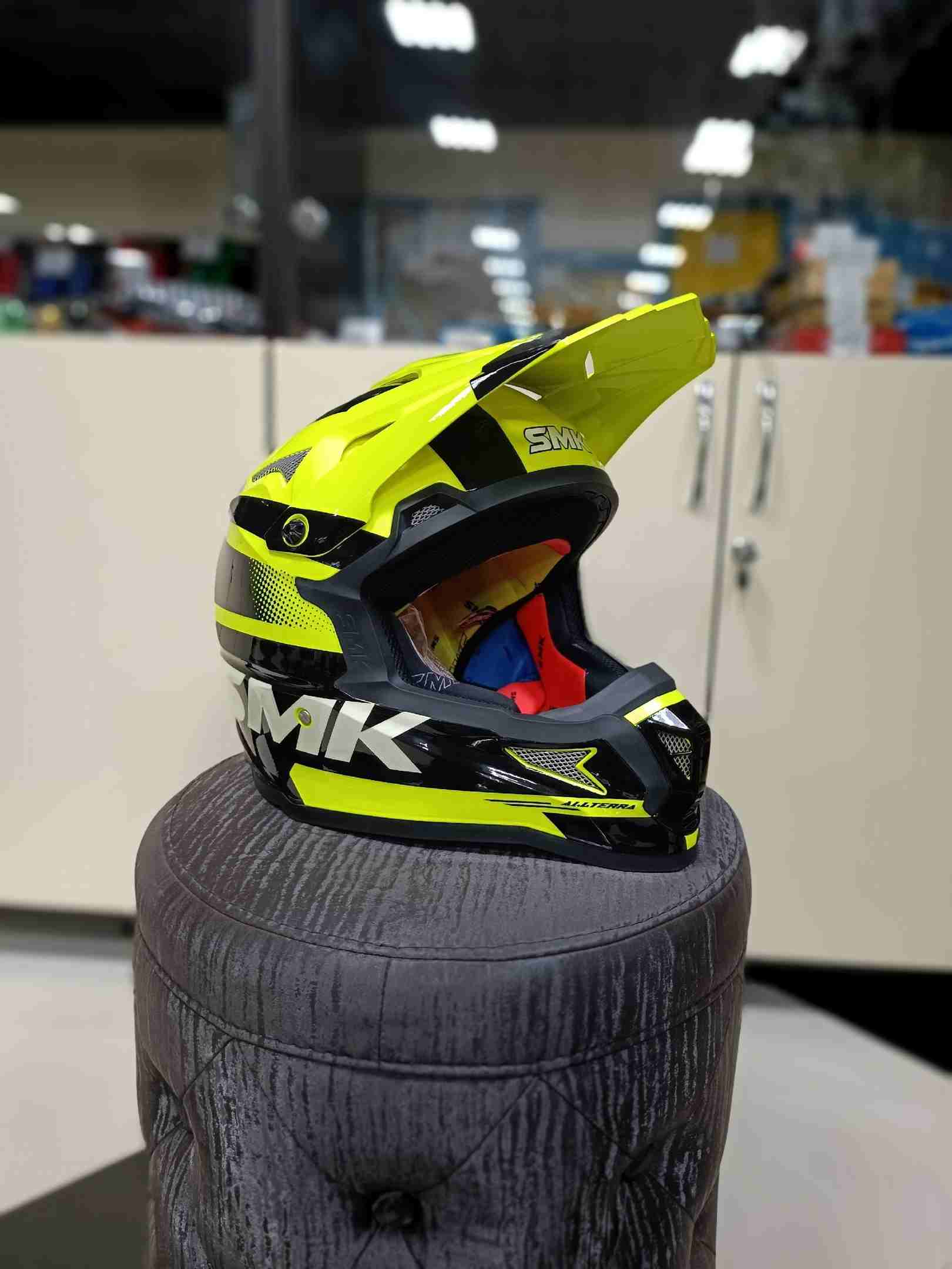 Шлем мото SMK ALLTERRA X-THROTTLE, цвет жёлтый неон/чёрный (L)