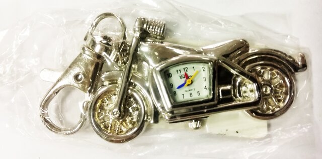 Часы-брелок Keychain Watch 50388 в форме мотоцикла,серебристый